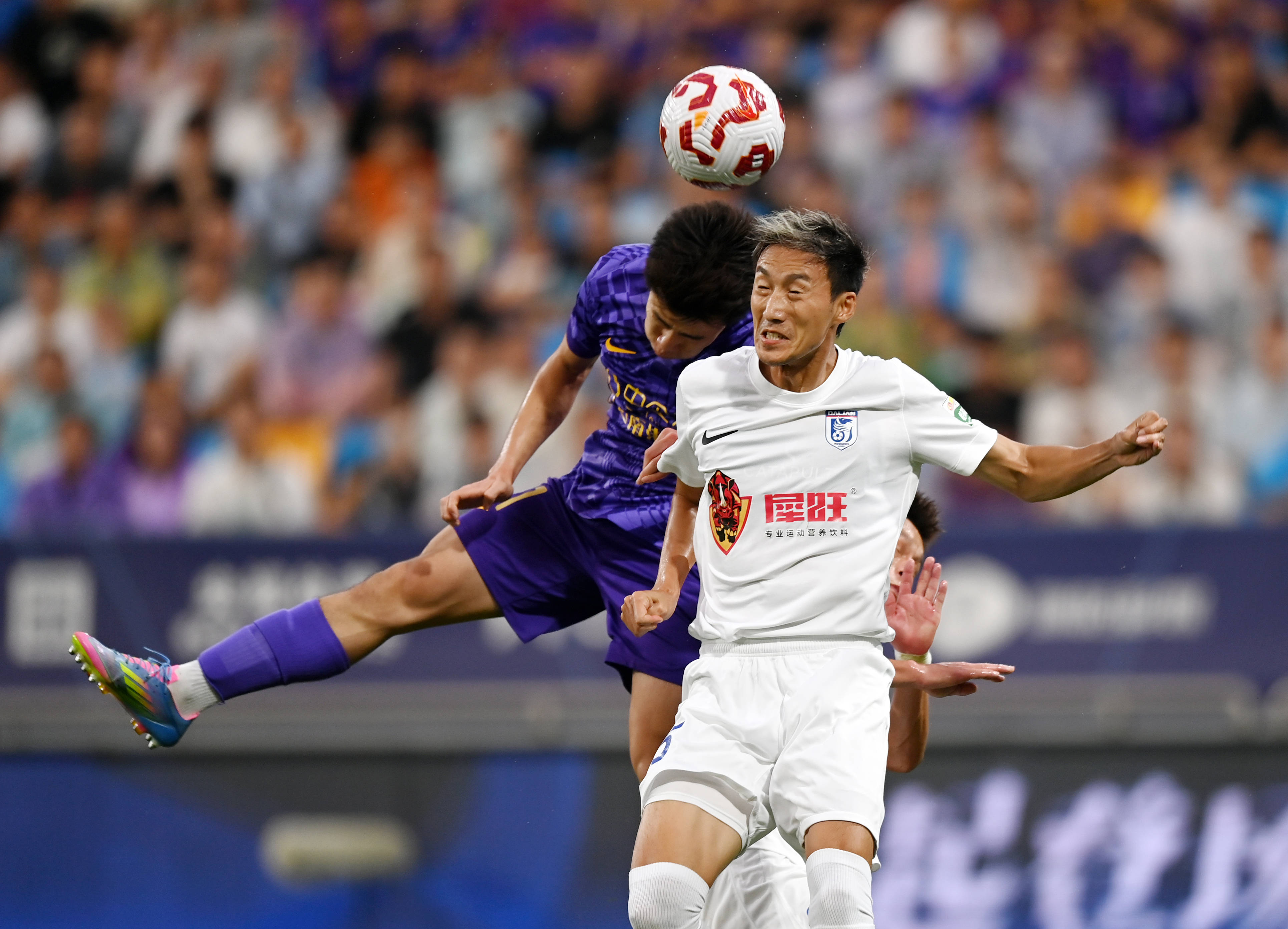 题再度升温 题再度升温