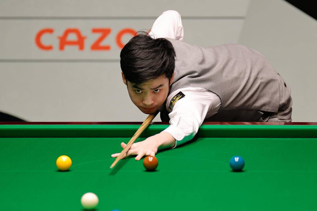 舞台上展现 舞台上展现